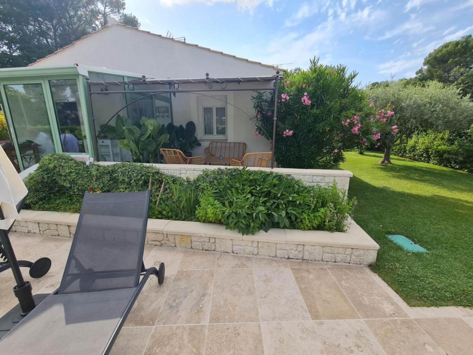 Maison Villa Pierrevert Kültér fotó